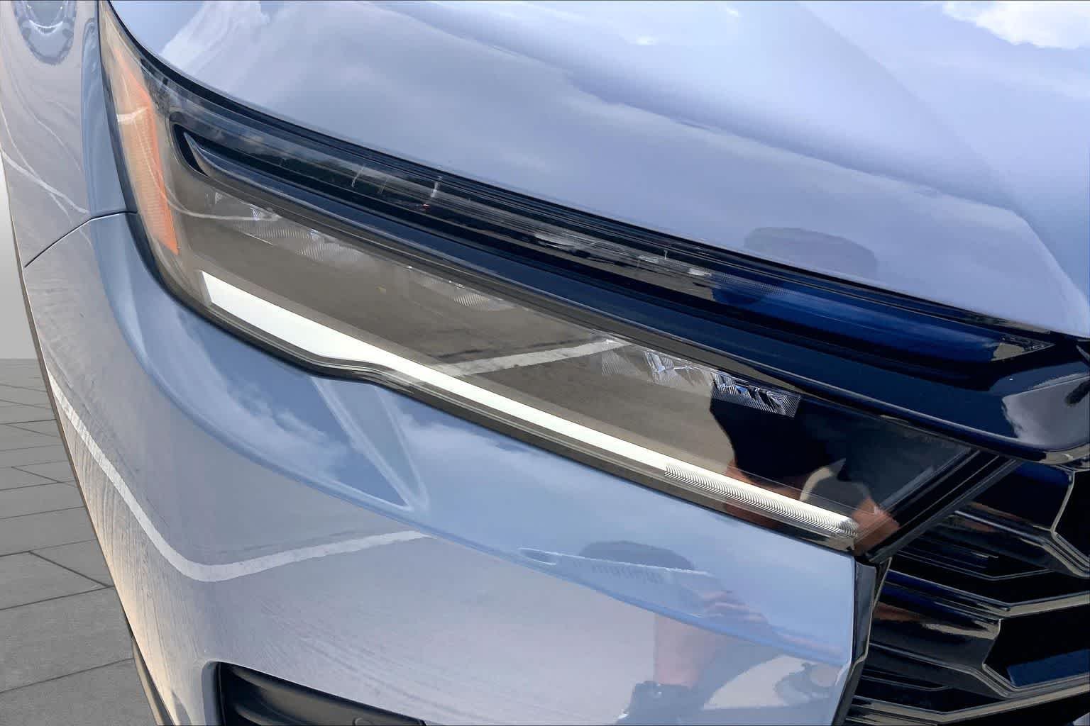 New 2026 Sonic Gray Pearl Honda Black Edition image 11