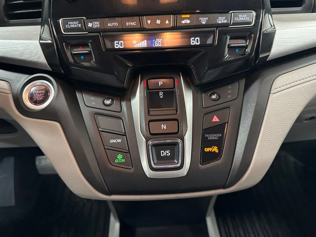 Used 2019 Gray Honda EX-L image 21