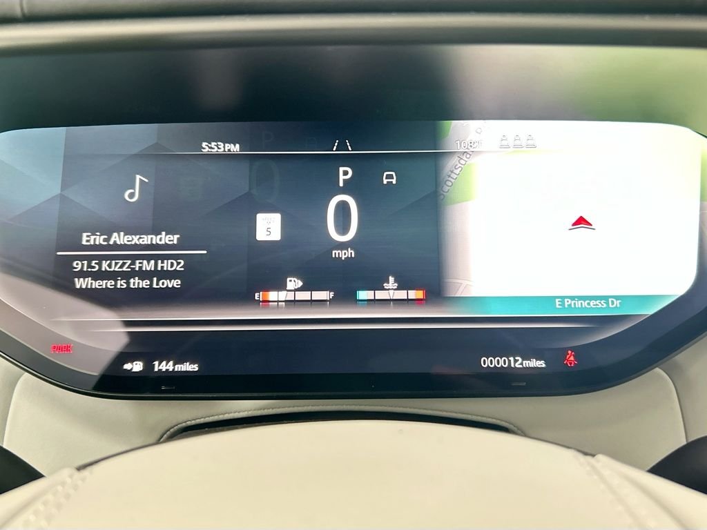 New 2026 Fuji White Land Rover Dynamic SE image 33