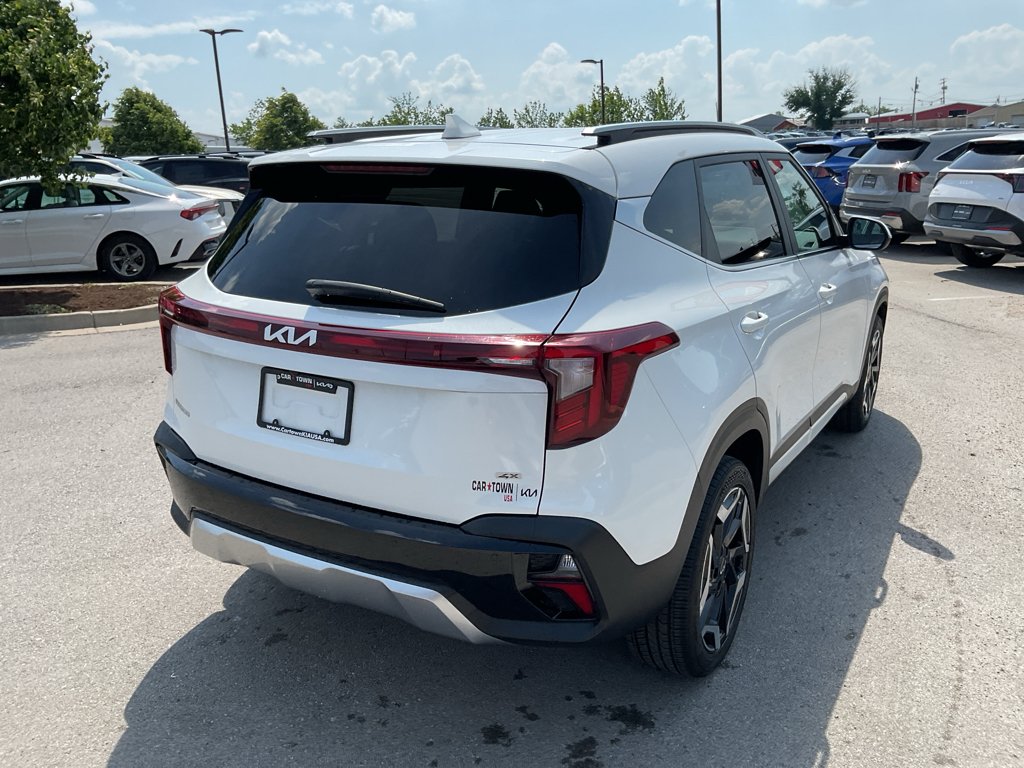 Certified Used 2025 Snow White Pearl Kia SX image 10