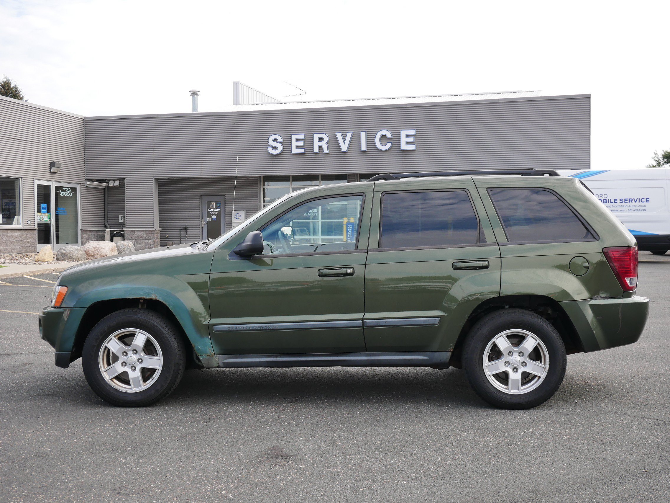 Used 2007 Jeep Grand Cherokee Laredo with VIN 1J8GR48K47C514789 for sale in Hastings, Minnesota
