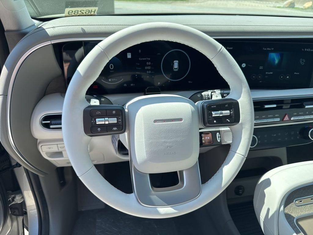 New 2026 Silver Hyundai SEL Premium AWD image 9