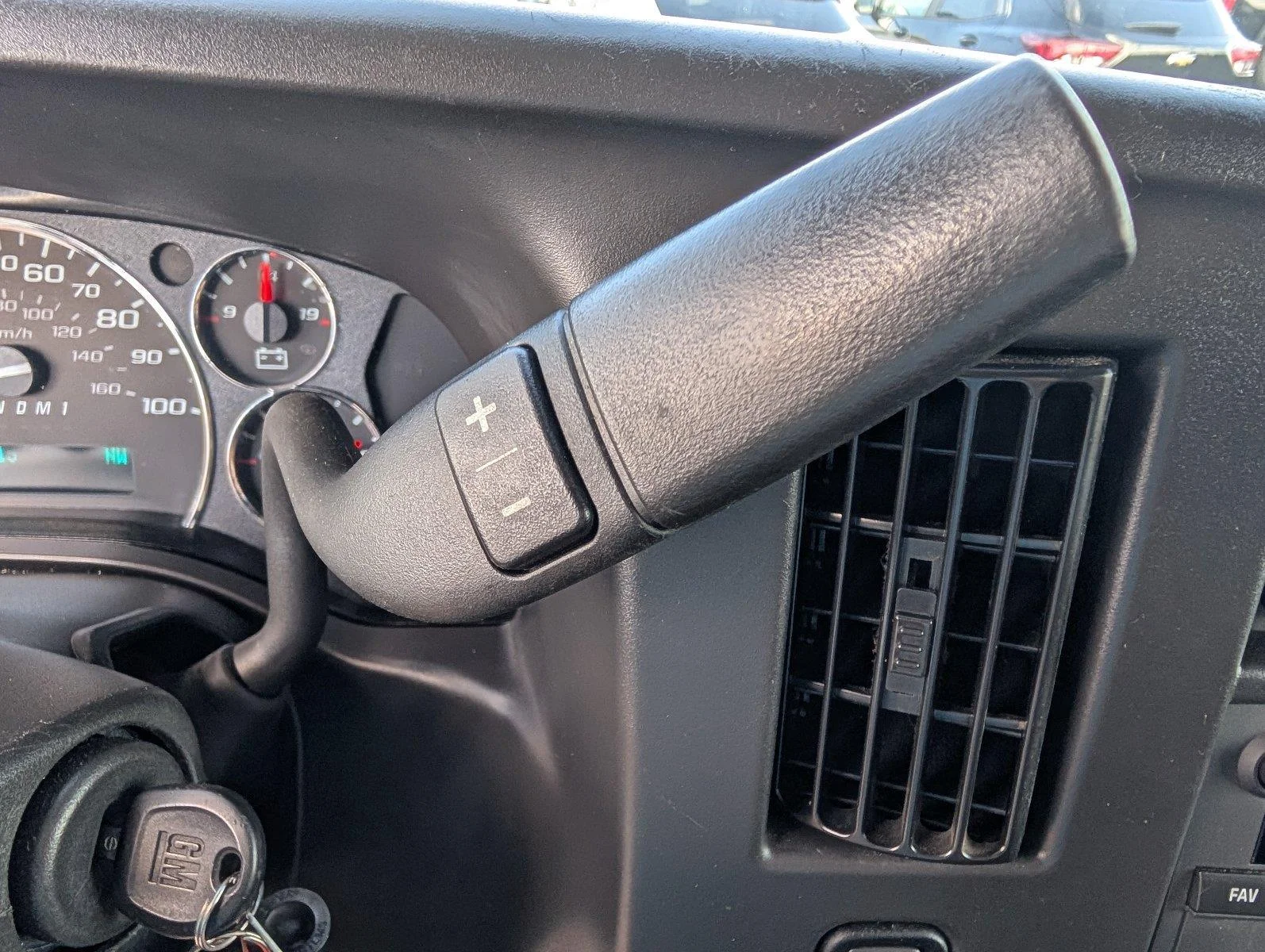Used 2025 Summit White Chevrolet WT image 20
