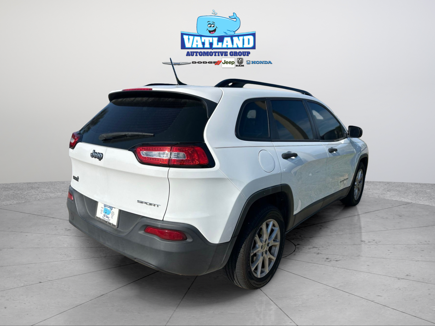 Used 2015 White Jeep Sport image 5