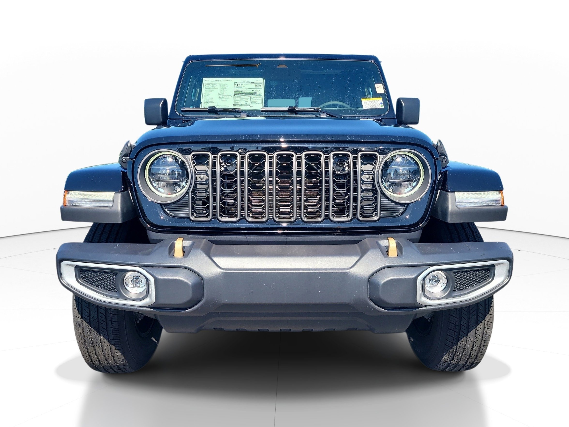 New 2026 Black Clear-Coat Exterior Paint Jeep 85th Anniversary Edition image 3