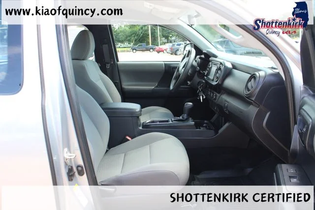 Used 2018 Silver Toyota SR image 18