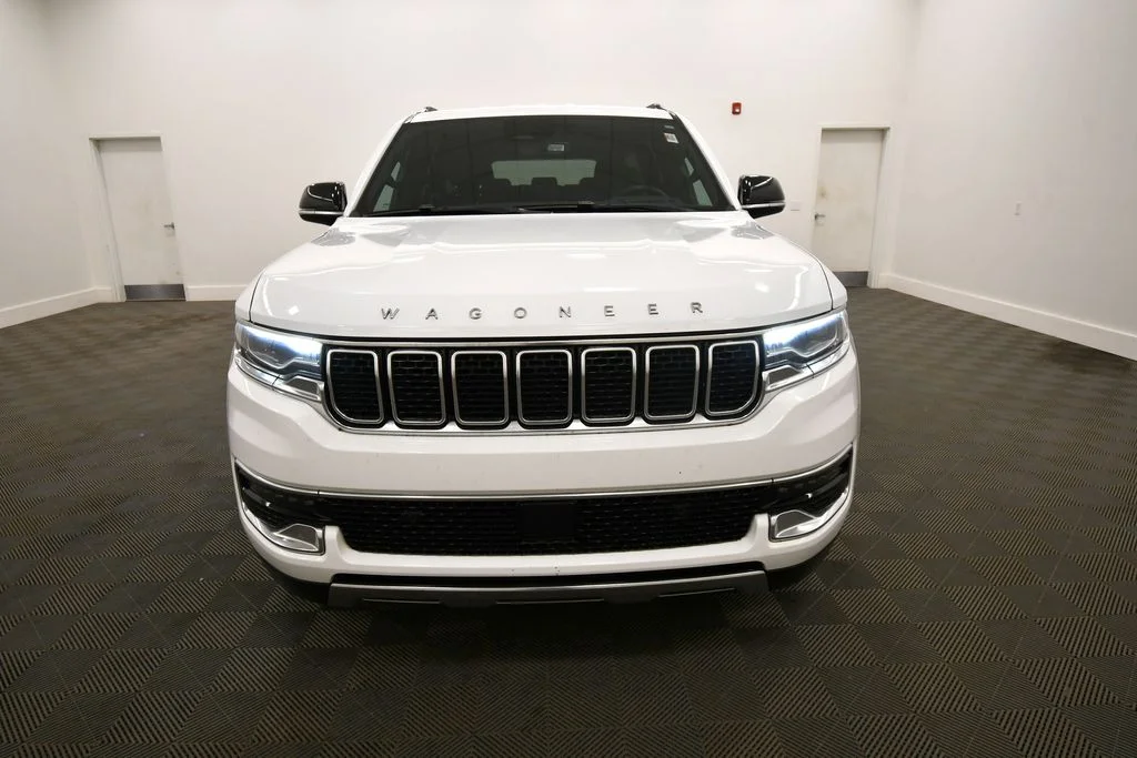 Used 2024 White Jeep Series III image 11