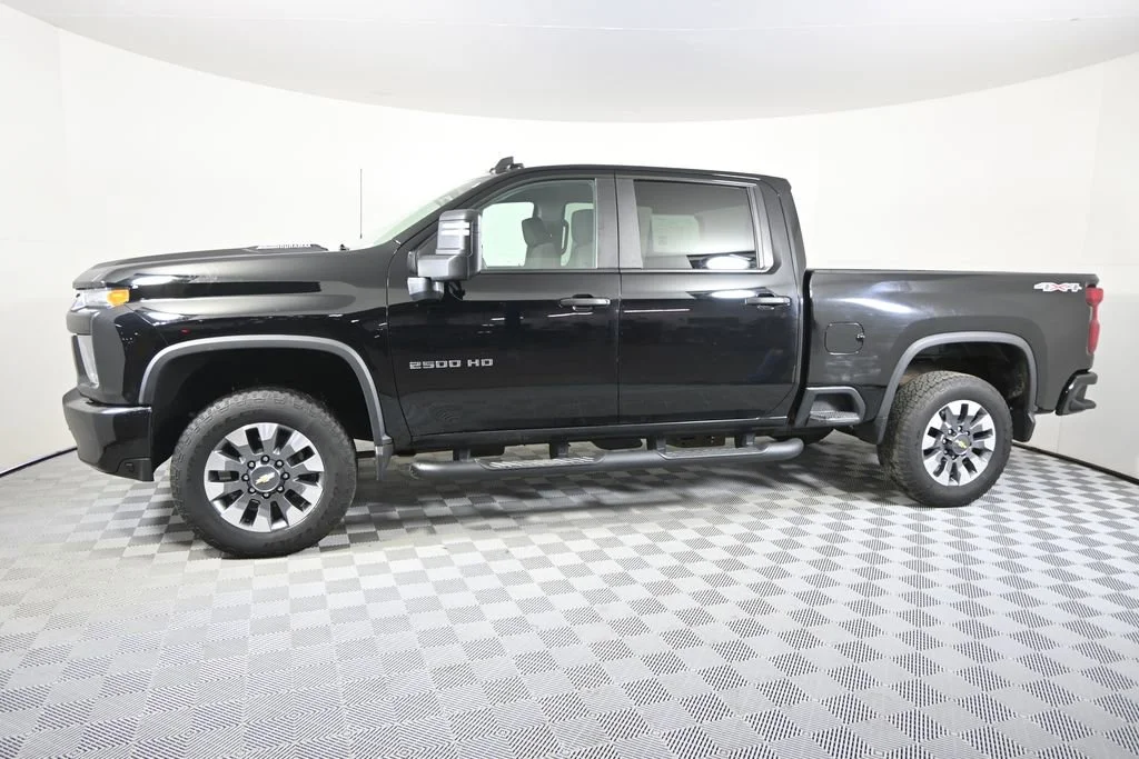 Used 2023 Chevrolet Silverado 2500HD Custom with VIN 1GC4YMEY2PF121362 for sale in Forest Lake, Minnesota