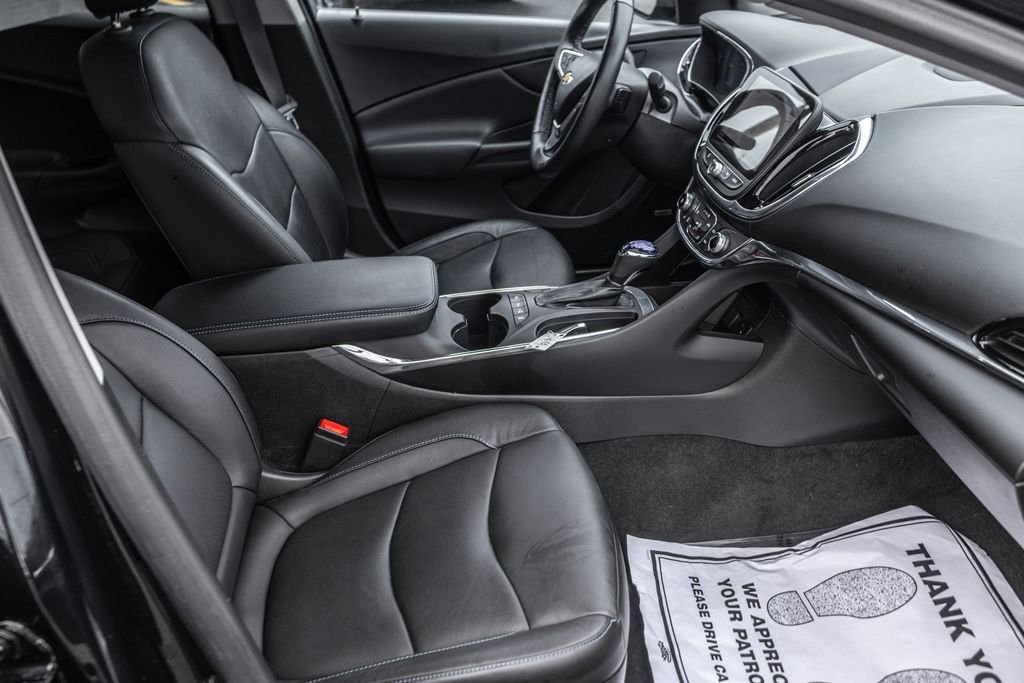 Used 2017 Black Chevrolet Premier image 32