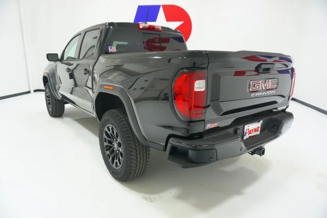 New 2026 Onyx Black GMC Elevation image 9