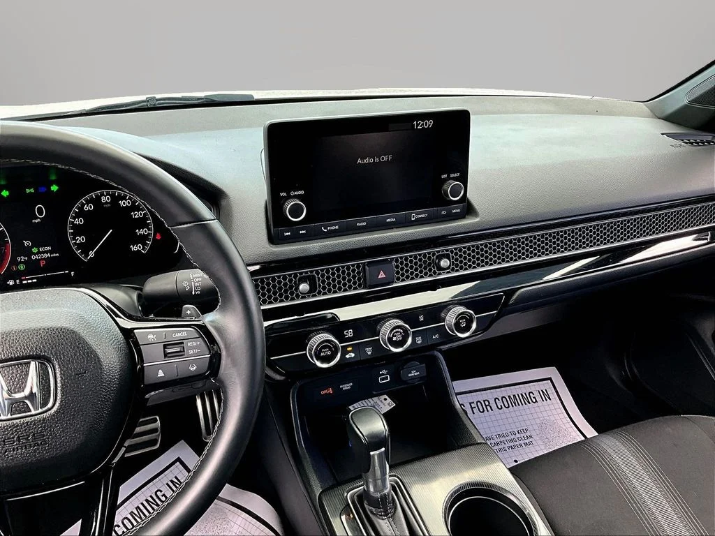 Used 2023 Platinum White Pearl Honda Sport image 9