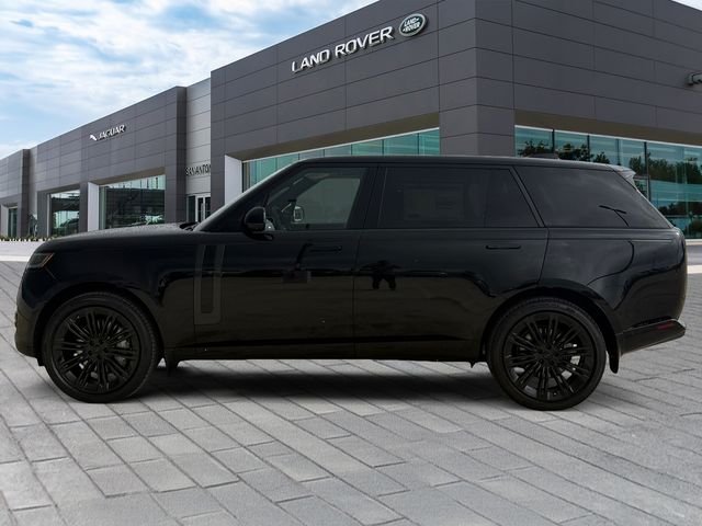 New 2026 Santorini Black Land Rover SE image 2