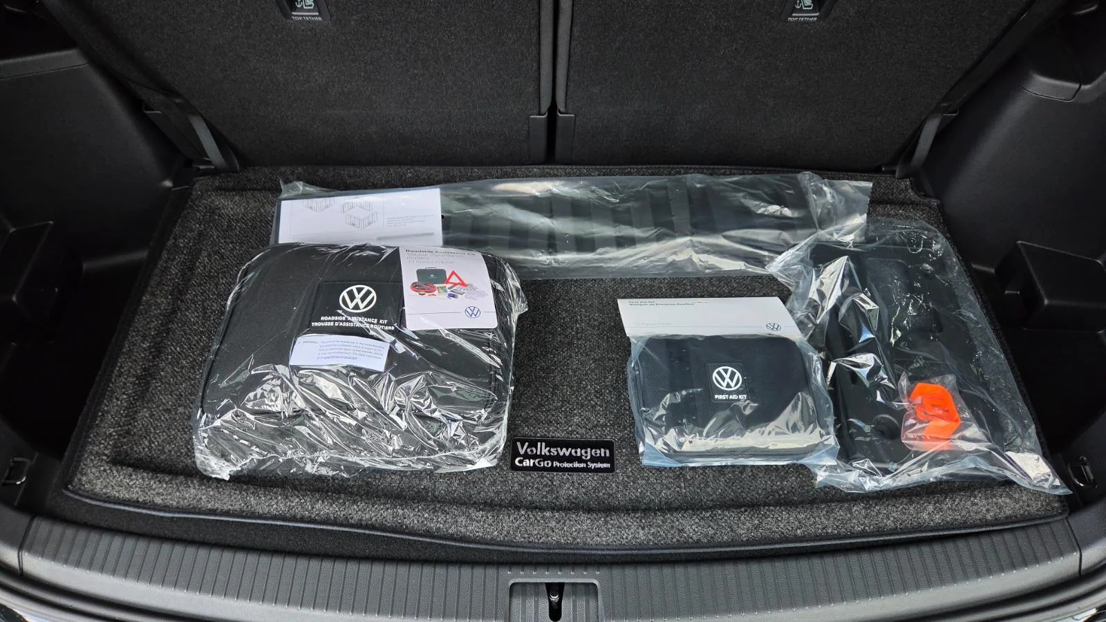 New 2026 Deep Black Pearl Volkswagen 2.0T SE image 65