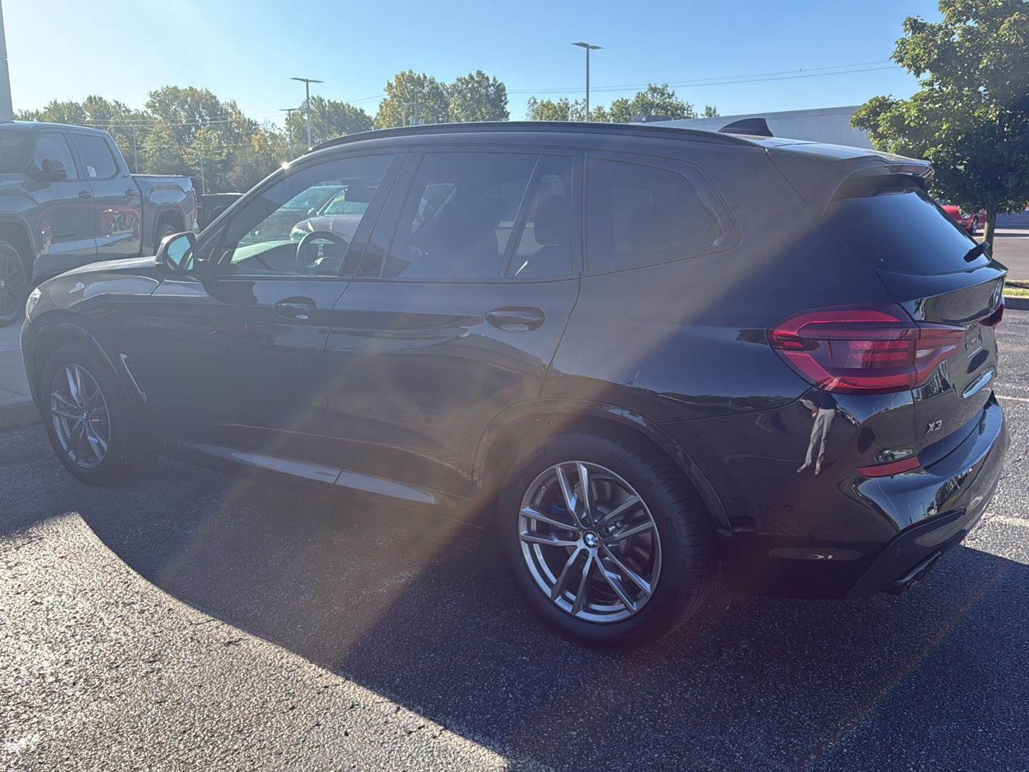 Used 2019 Black Sapphire Metallic BMW M40i image 5
