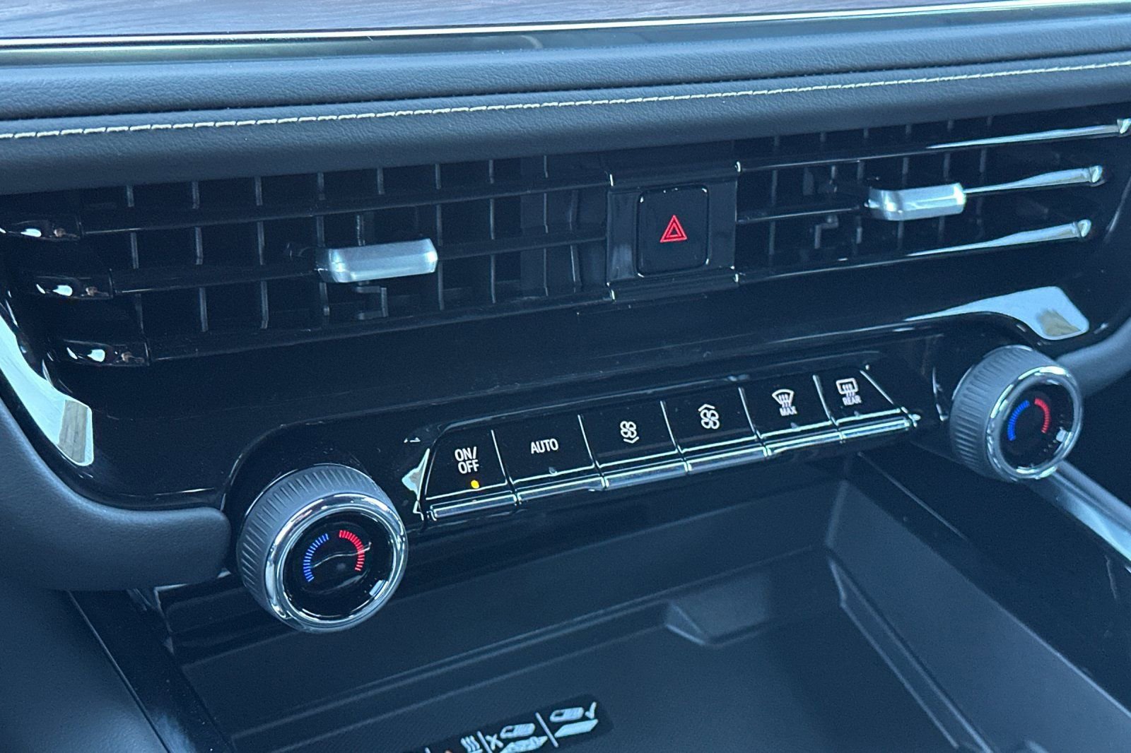 2026 Chevrolet Tahoe Premier - Photo 22