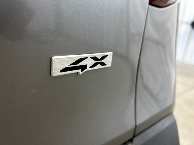 Used 2025 Steel Gray Kia LX image 9