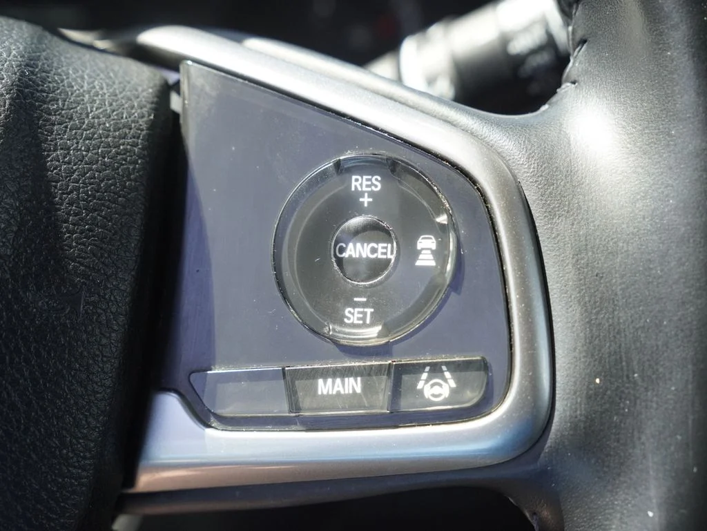 Used 2018 White Honda EX-L image 13
