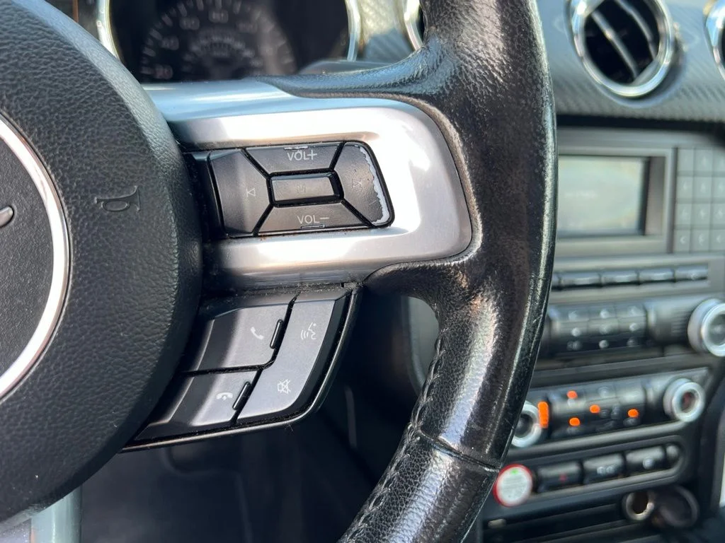 Used 2016 Black Ford V6 image 24