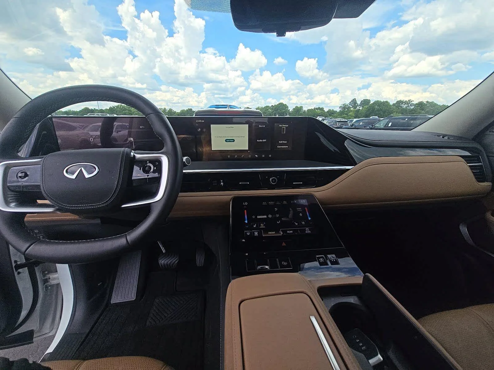 Certified Used 2025 Radiant White INFINITI SENSORY image 13