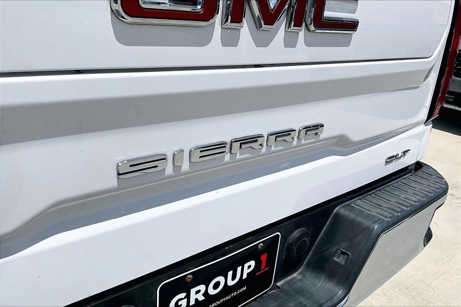 Used 2019 Summit White GMC SLT image 29