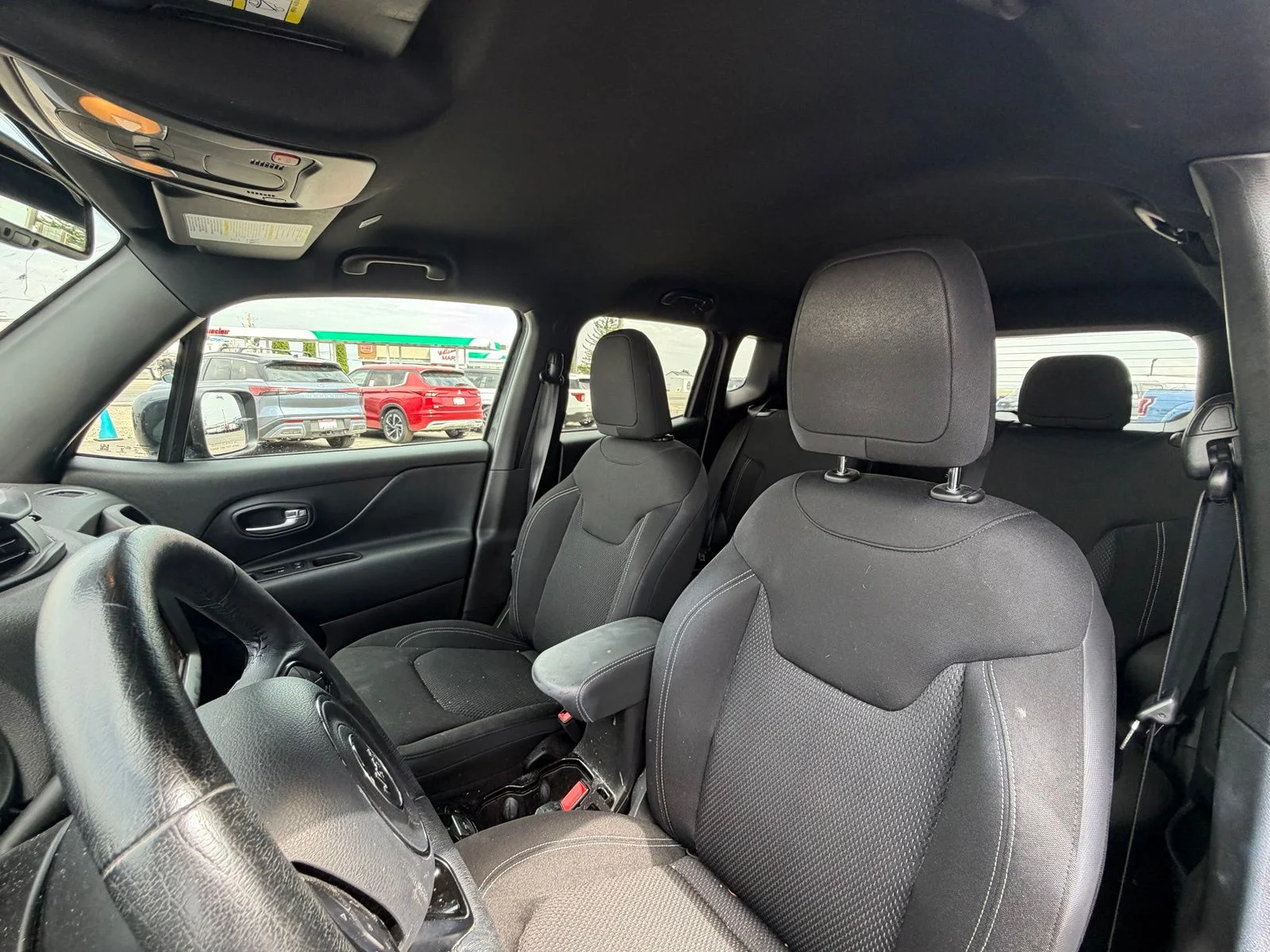 Used 2022 Gray Jeep Altitude image 7