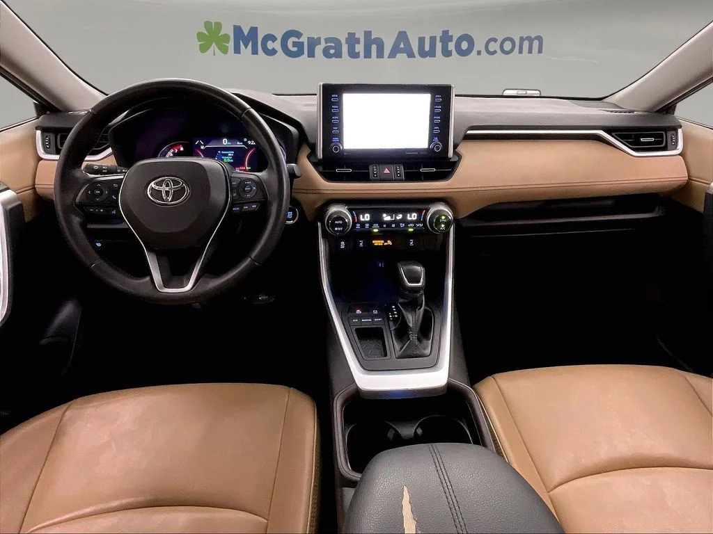 Used 2019 Red Toyota Limited image 20