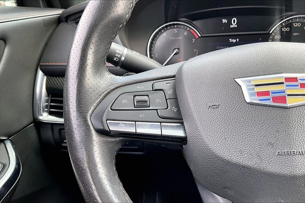 Used 2022 Black Cadillac Sport image 17