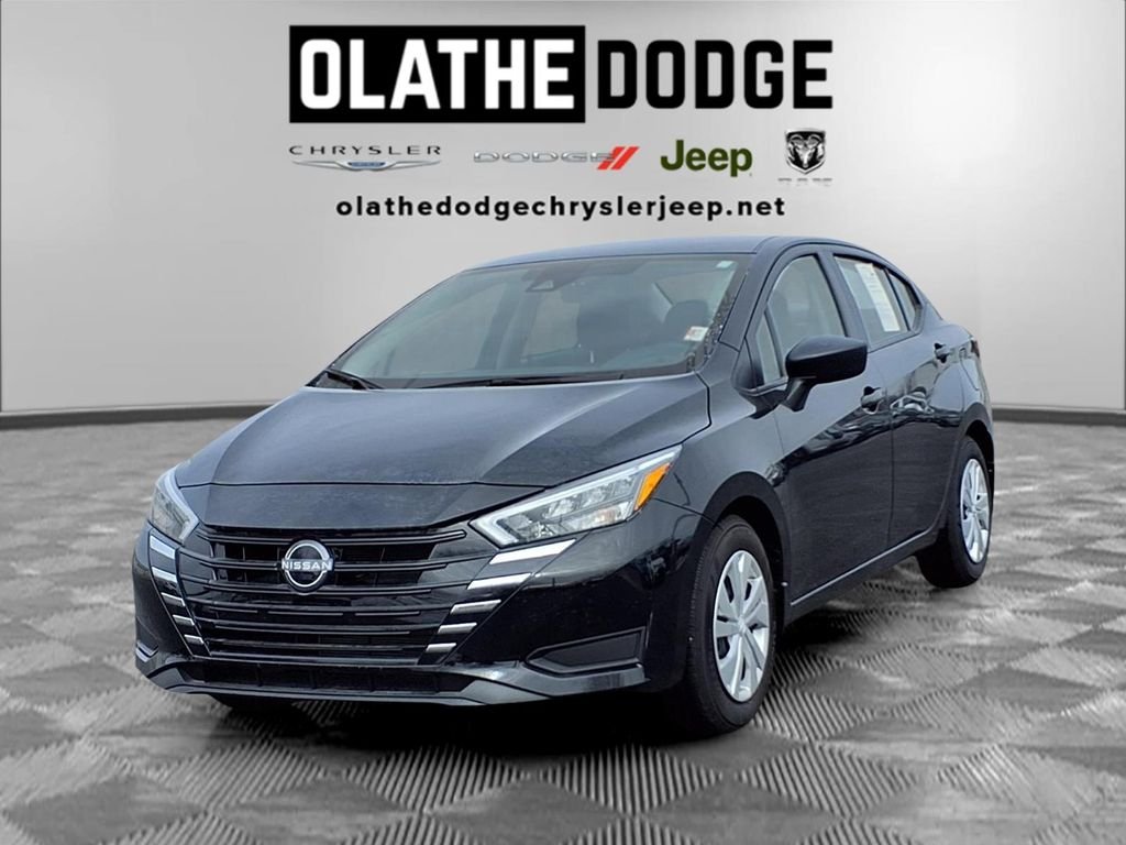 2025 Nissan Versa Sedan S
