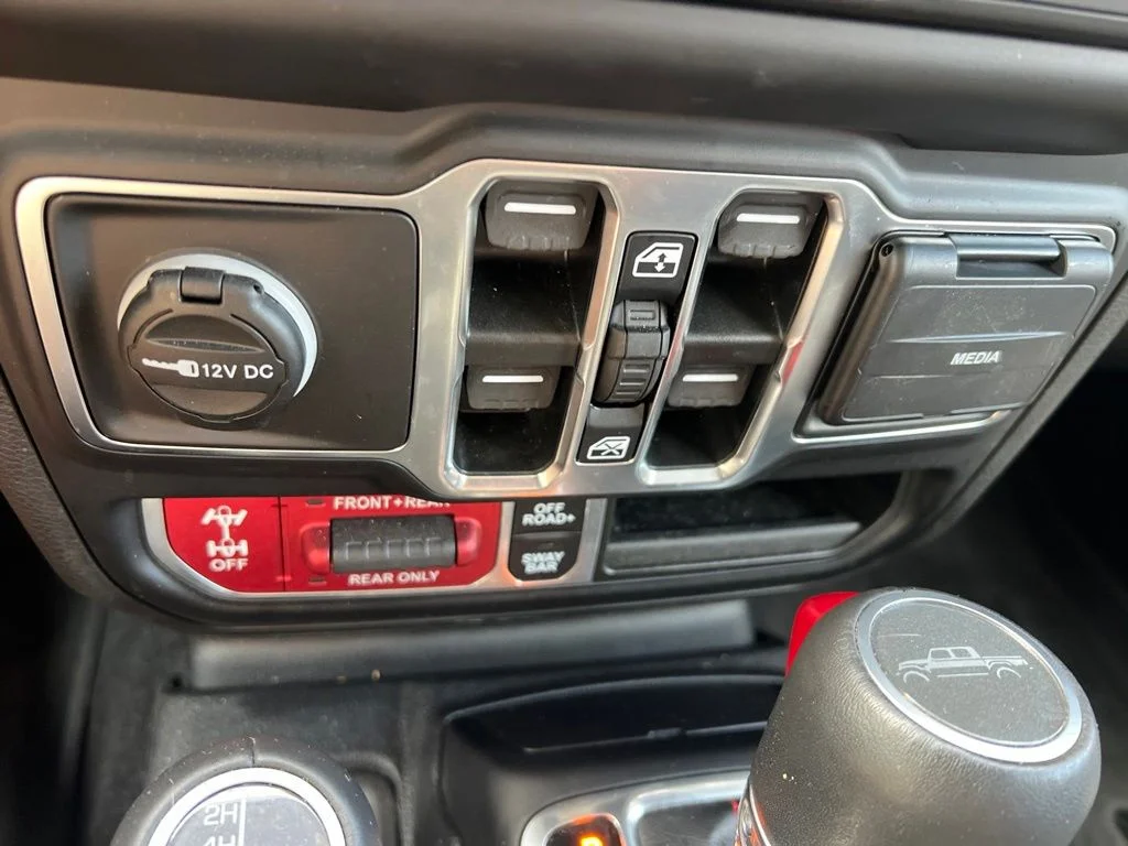 Certified Used 2023 White Jeep Rubicon image 46
