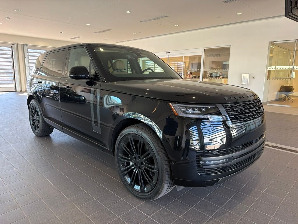 Used 2026 Black Land Rover SE image 7