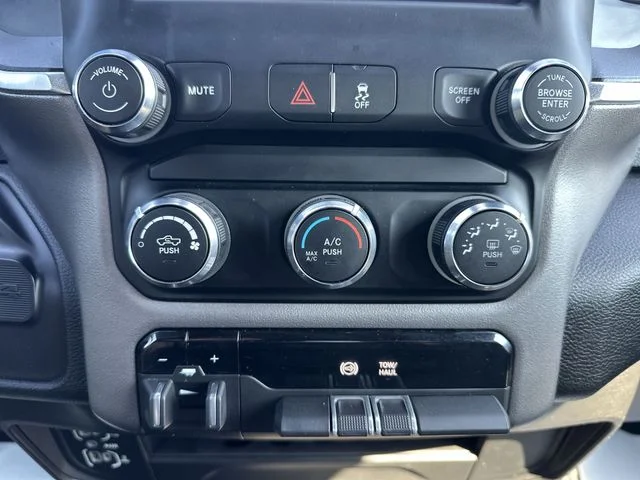 2024 RAM Ram 3500 Pickup Big Horn - Photo 18