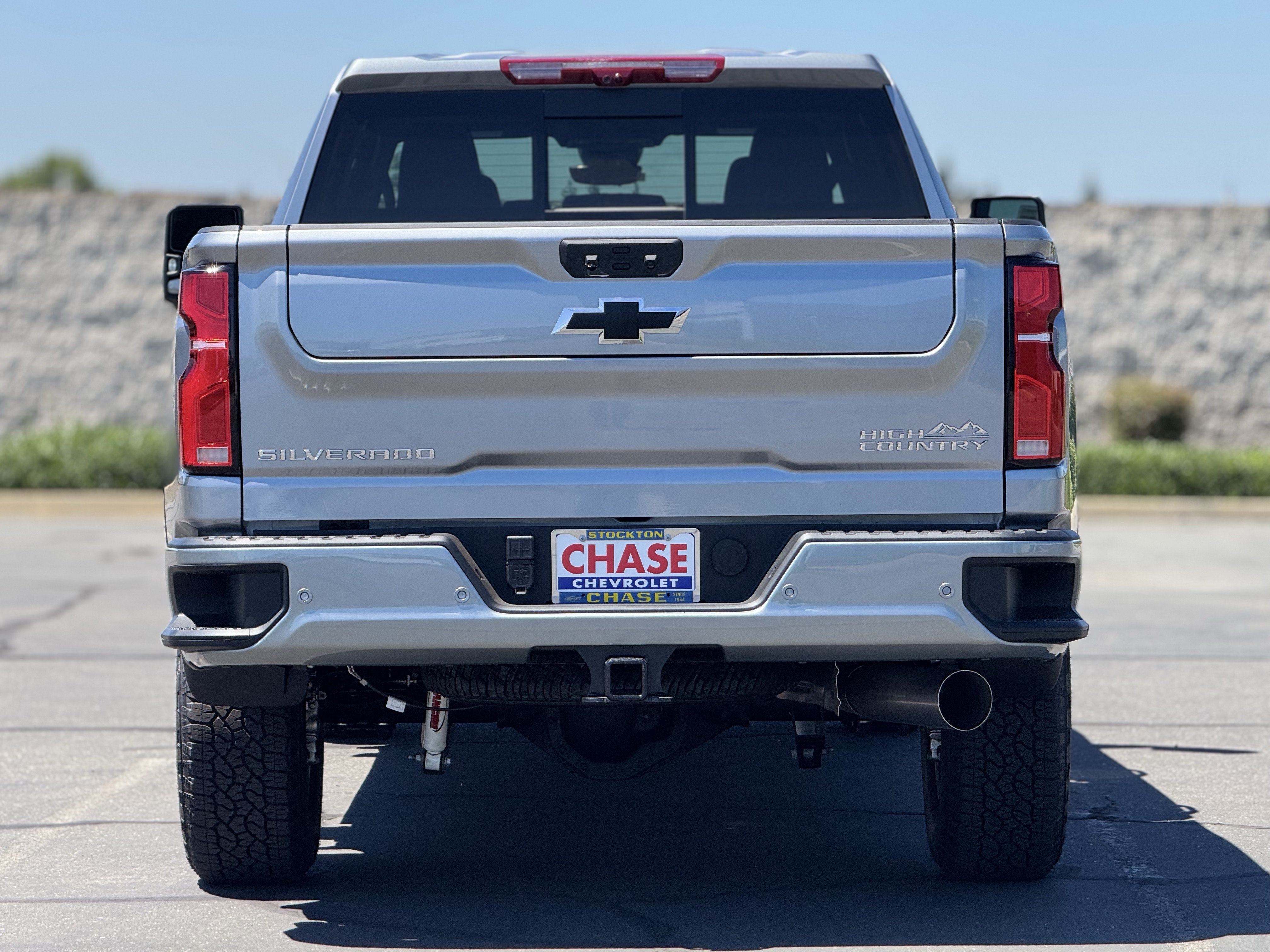 New 2026 Sterling Gray Metallic Chevrolet High Country image 6