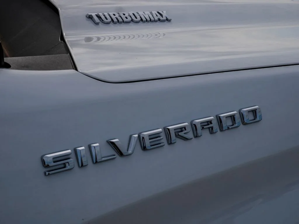 New 2026 Summit White Chevrolet Custom image 10