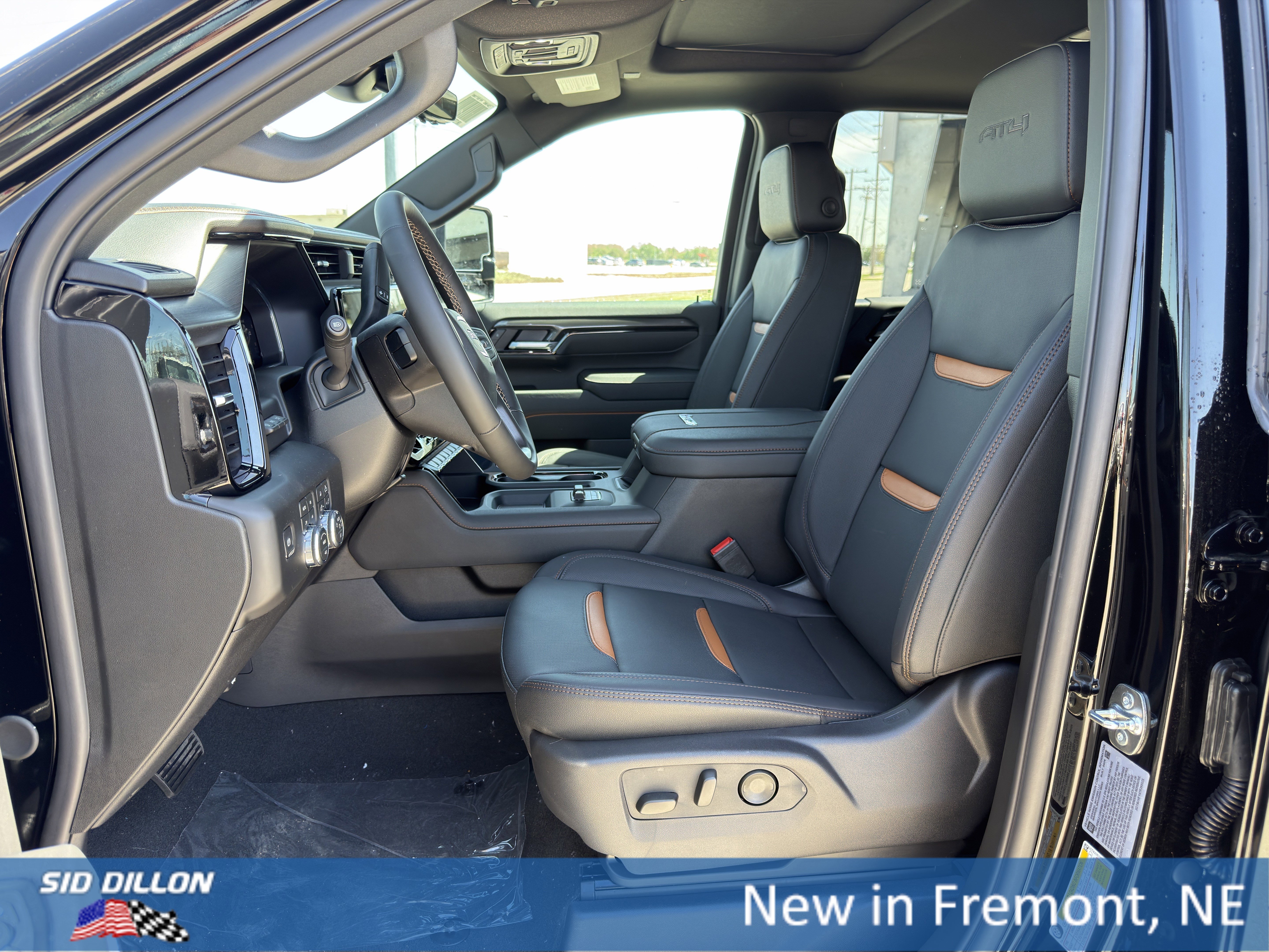 2026 GMC Sierra 3500HD AT4 - Photo 16