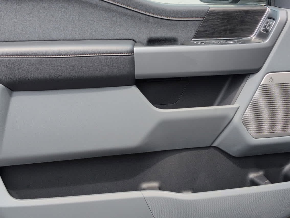 2025 Ford F-150 Lariat - Photo 7