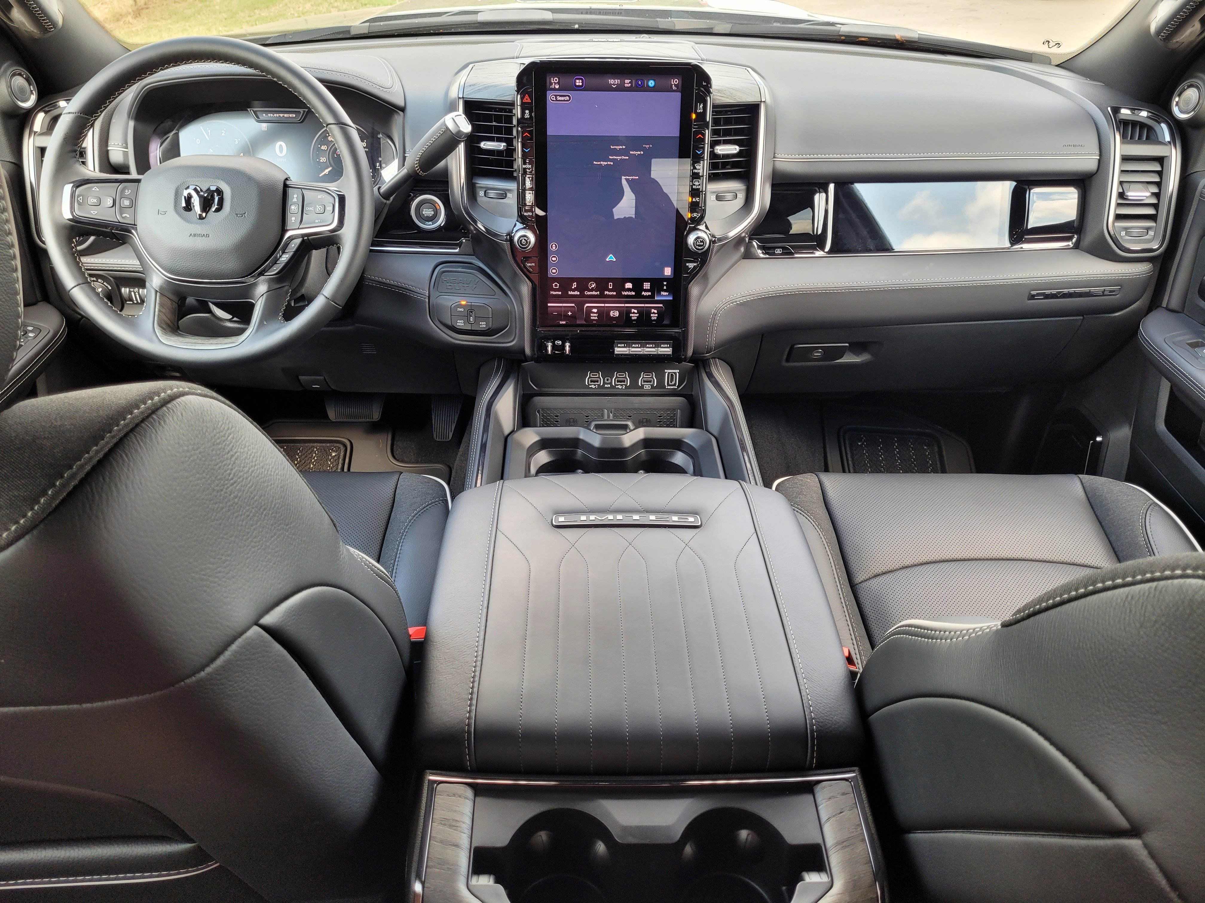 2025 RAM 3500 Limited - Photo 13