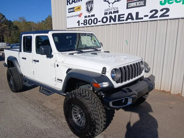 2025 Jeep Gladiator