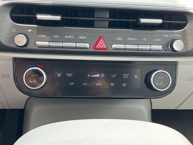 New 2026 Black Hyundai Blue SEL 7P image 18