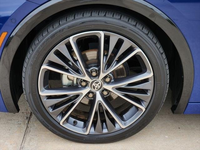Certified Used 2025 RESERVOIR BLUE Toyota  image 14