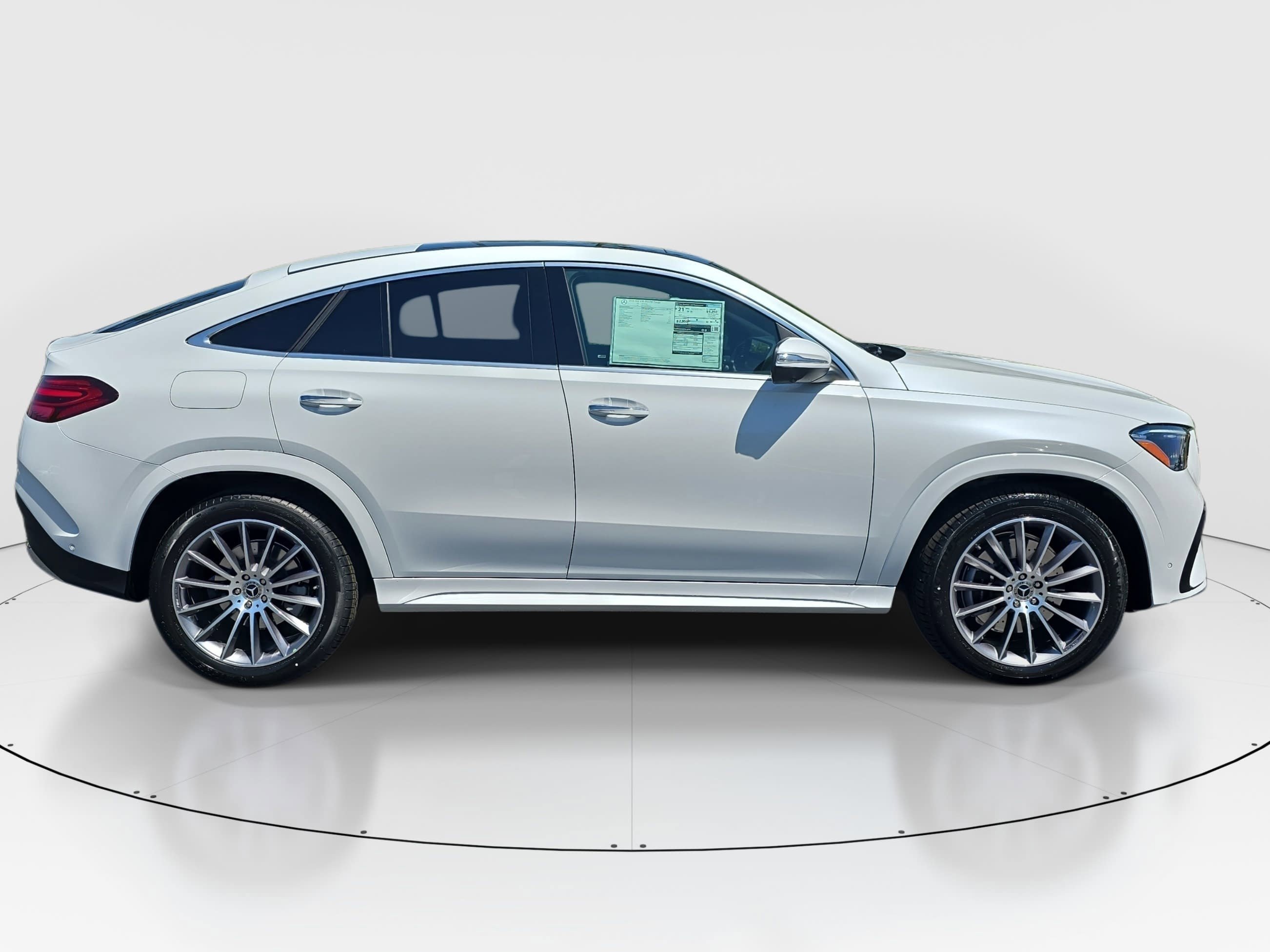 New 2026 MANUFAKTUR Moonlight White Metallic Mercedes-Benz GLE450 image 4