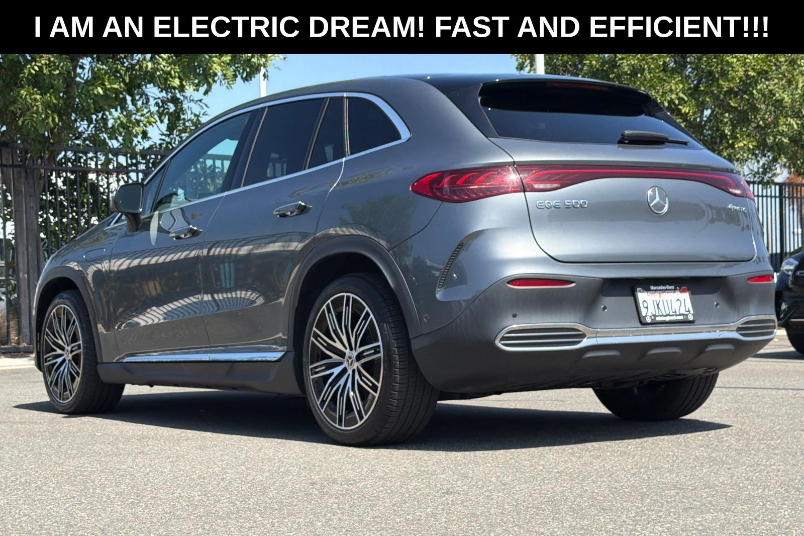Certified Used 2023 Gray Mercedes-Benz 500 SUV image 6