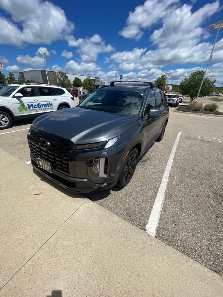 Used 2023 Gray Hyundai XRT image 4