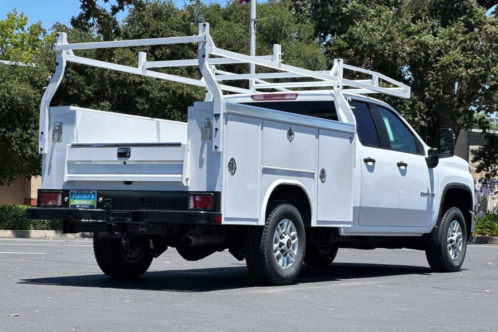 2026 Chevrolet Silverado 2500 HD WT view 3