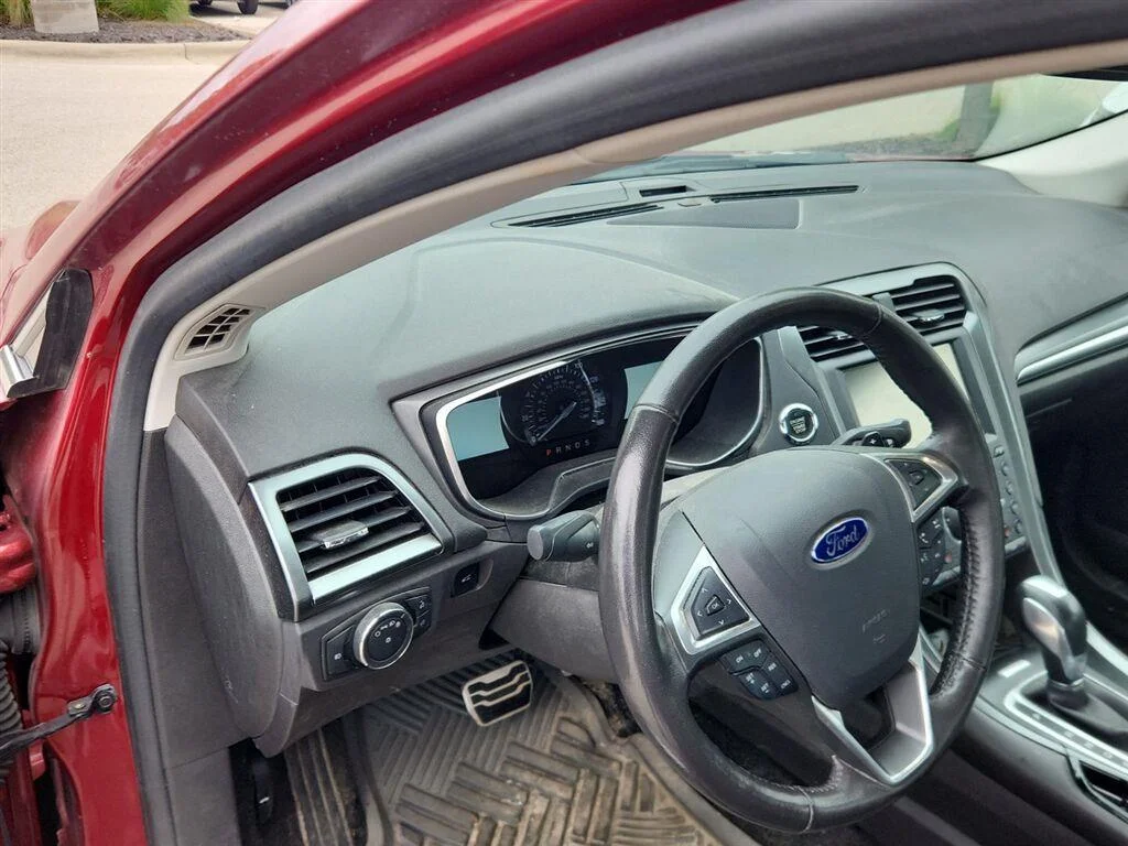 Used 2016 Ruby Red Metallic Tinted Clearcoat Ford Titanium image 13