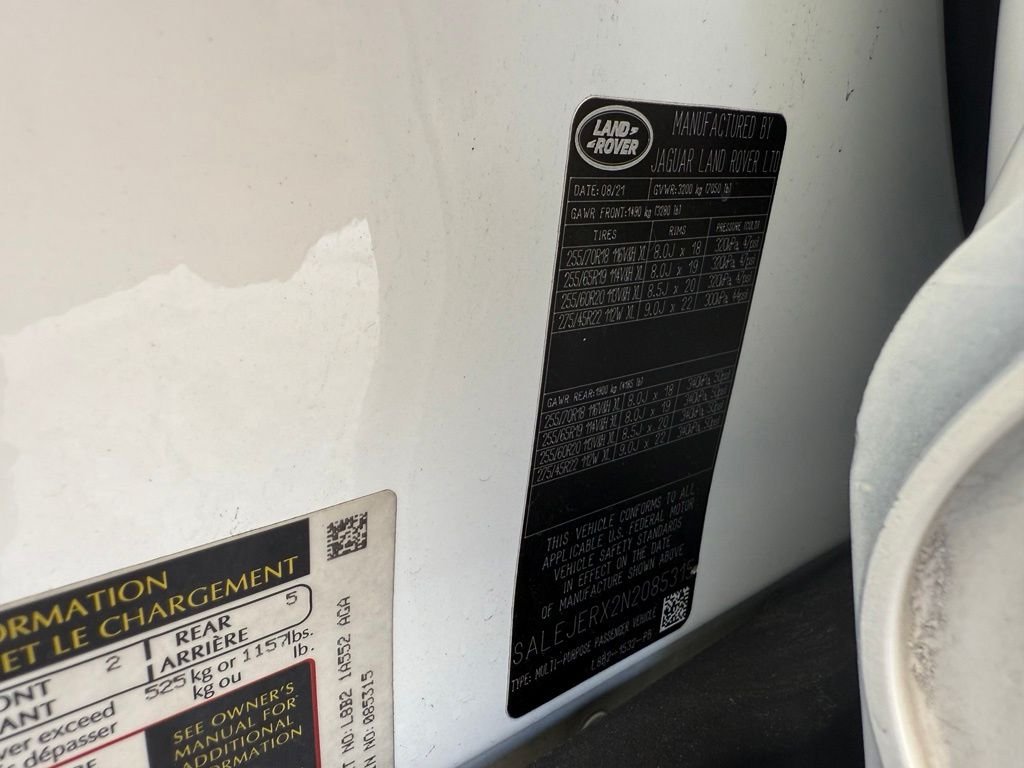 Used 2022 Fuji White Land Rover S image 16