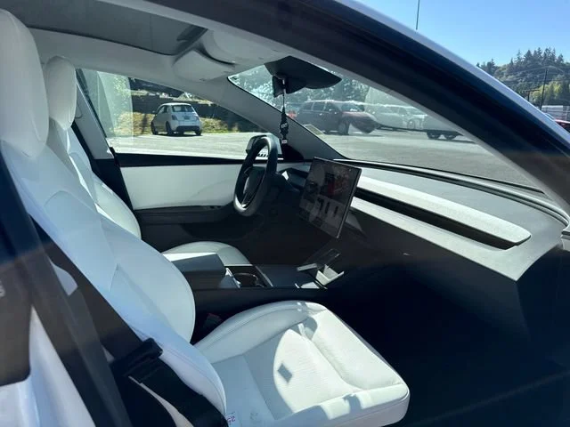 Used 2024 Pearl White Multi-Coat Tesla Base image 9
