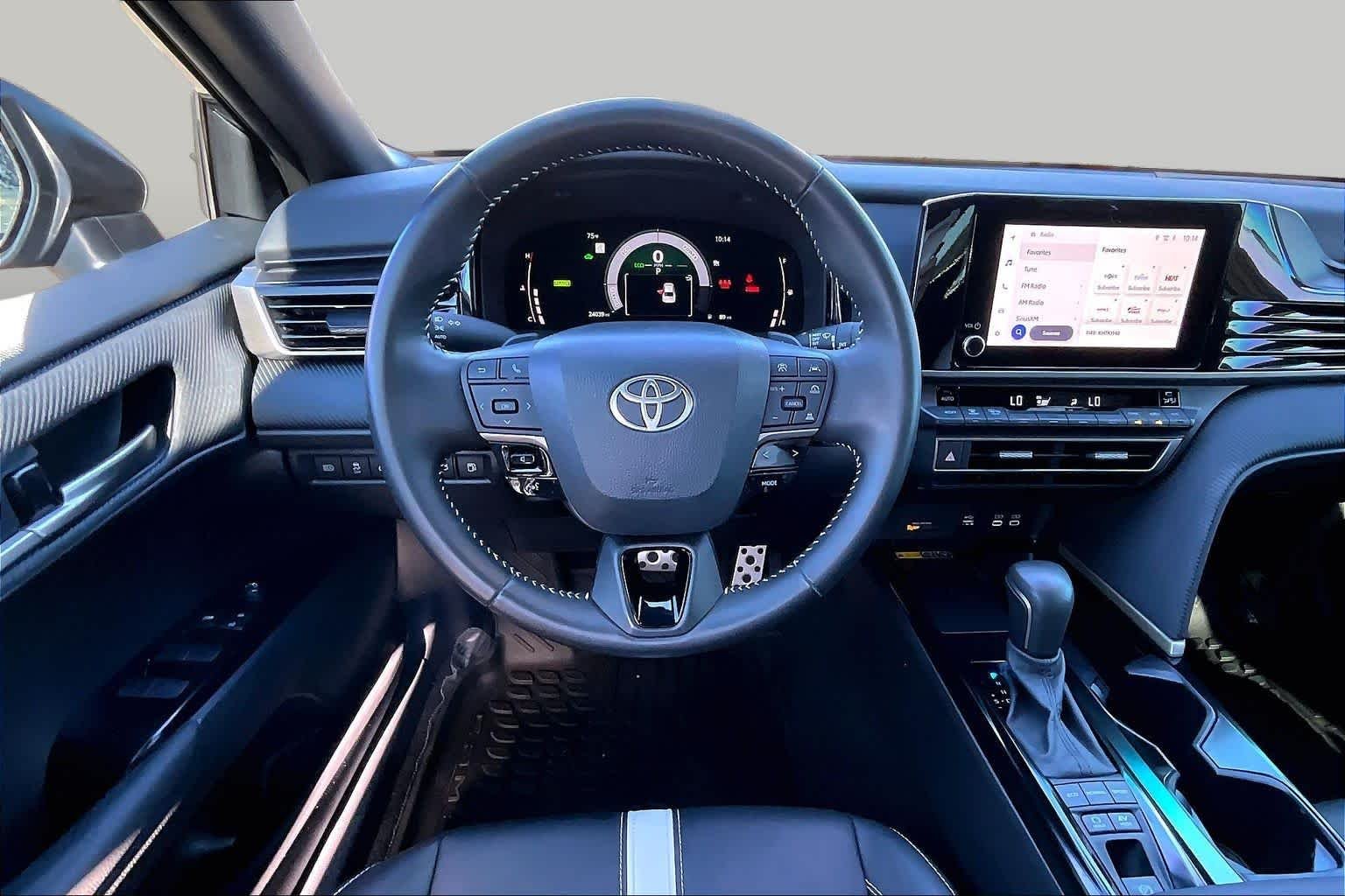Certified Used 2025 Underground Toyota SE image 5