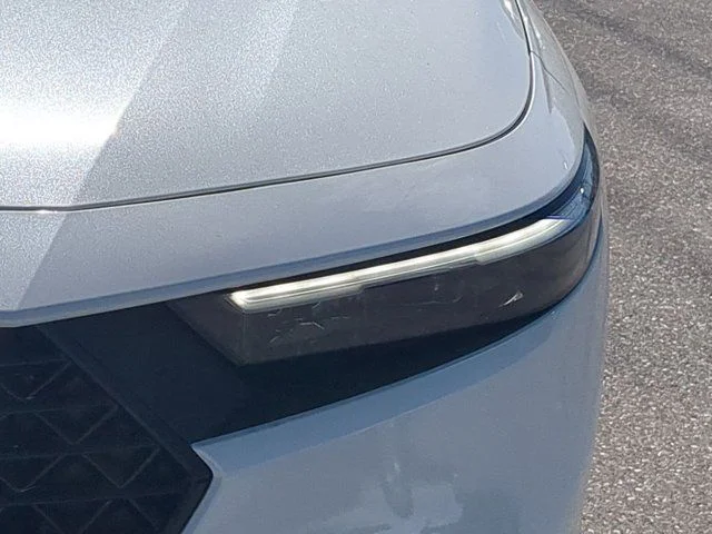 New 2026 Platinum White Pearl Honda LX image 9
