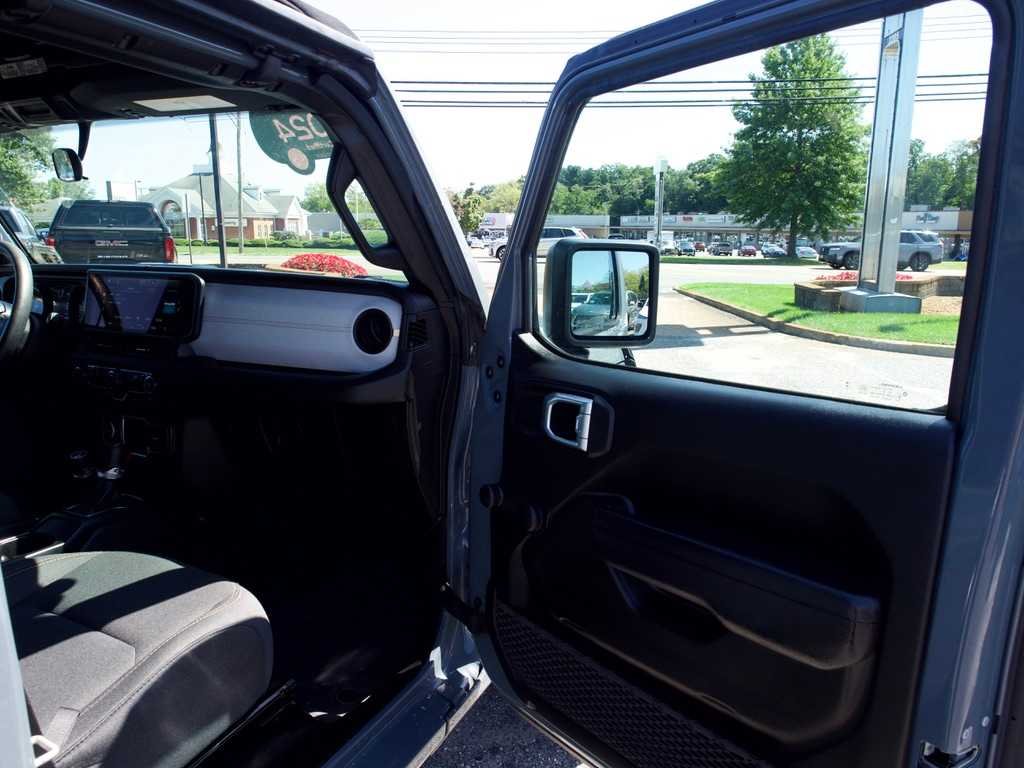 2024 Jeep Wrangler 4-Door Sport - Photo 30