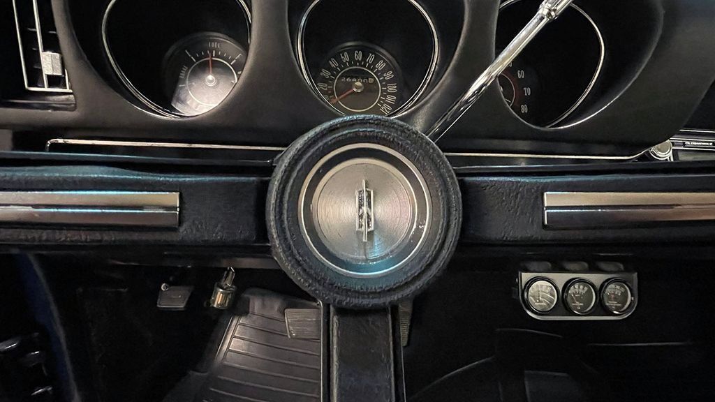 Used 1968  Oldsmobile Supreme image 67